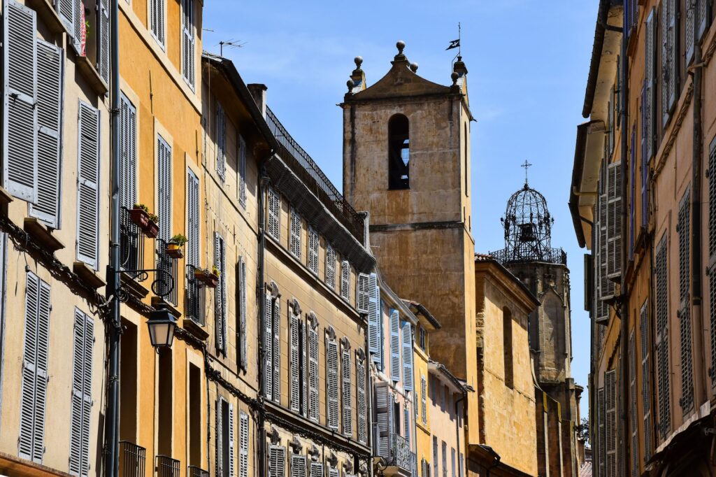 Aix-en-Provence, Francia: fuentes, calzadas de piedra y la vida cotidiana en el corazón provenzal