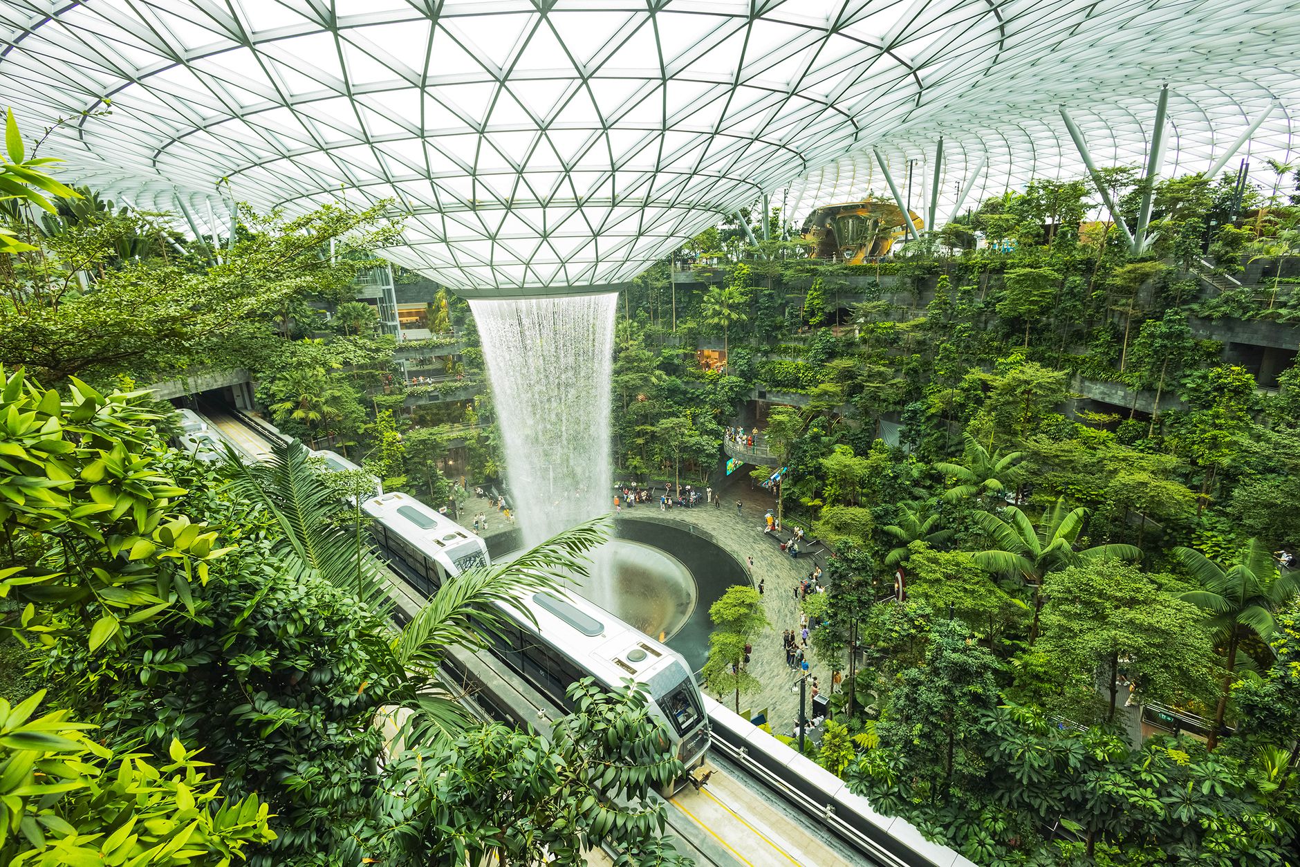 En Changi, Singapur, la escala se convierte en una lección de urbanidad