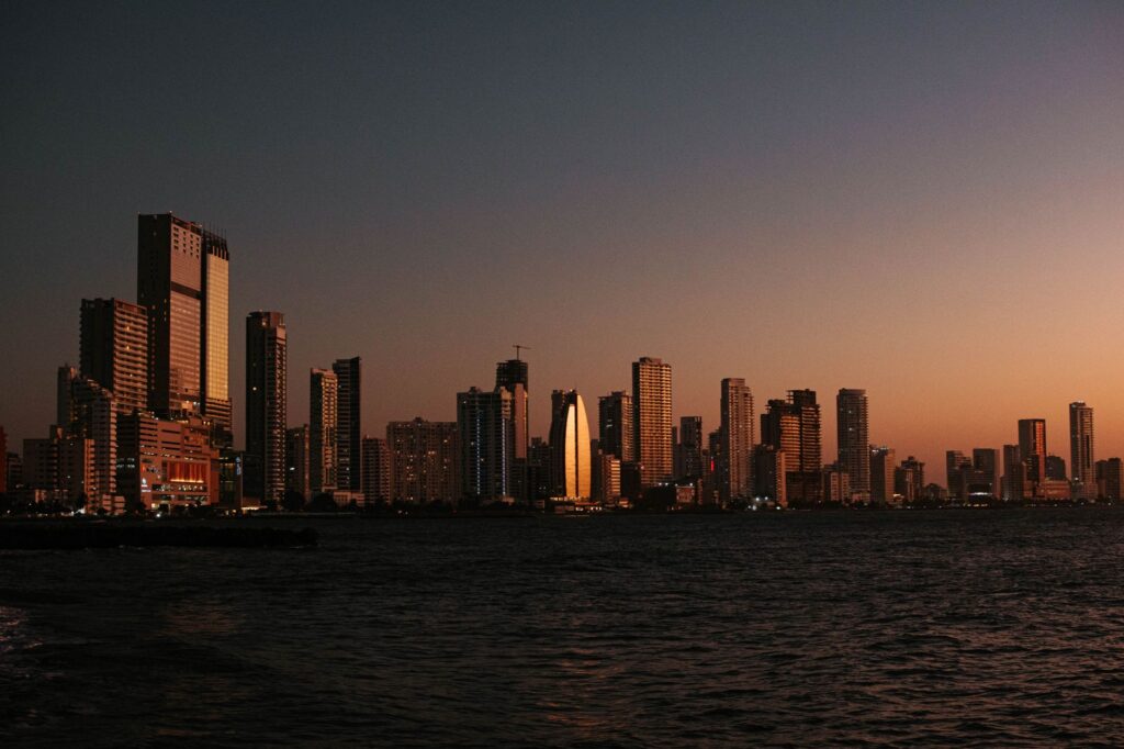 Cartagena de Indias: la Cartagena que camina sobre adoquines de memoria