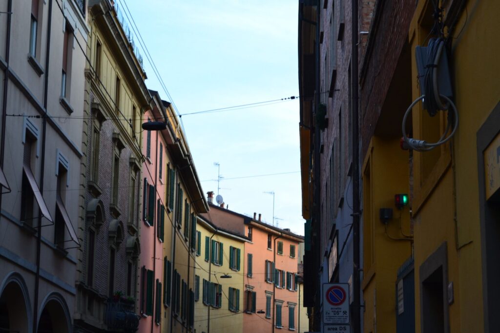 Bolonia, Italia: la ciudad que se recorre a cubierto bajo 62 kilómetros de pórticos
