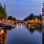 Ámsterdam, Países Bajos: el tranvía, la bicicleta y el ferry que ordenan la vida cotidiana