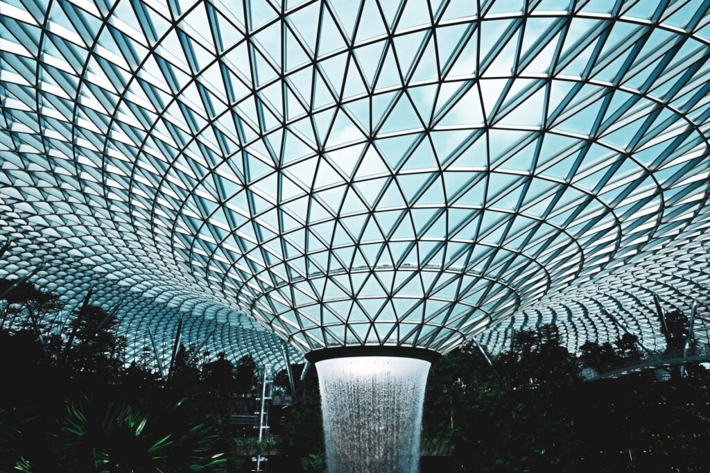 En Changi, Singapur, la escala se convierte en una lección de urbanidad