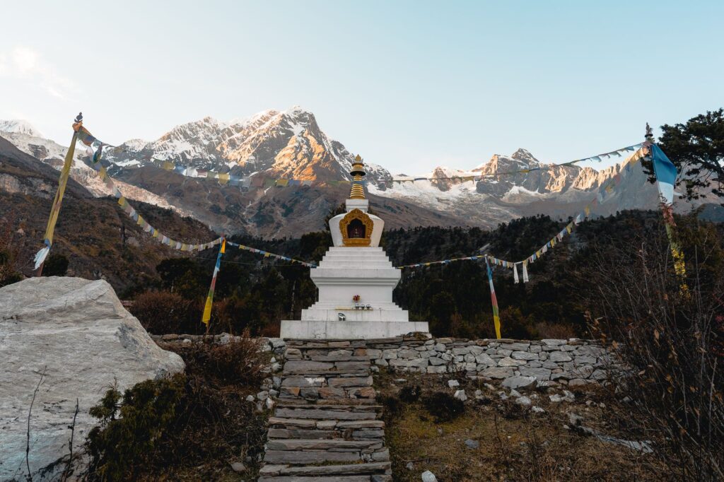 Sagarmatha, Nepal: el parque nacional donde los glaciares retroceden y los sherpas sostienen la montaña