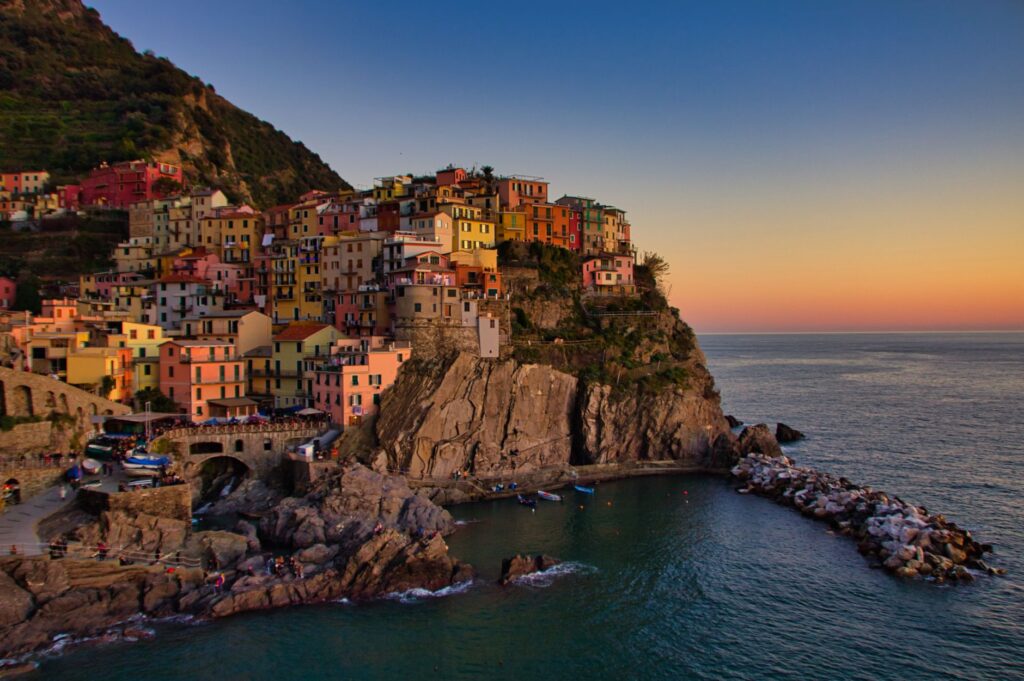 Cinque Terre, Italia: la vida cotidiana entre terrazas de piedra seca y mar