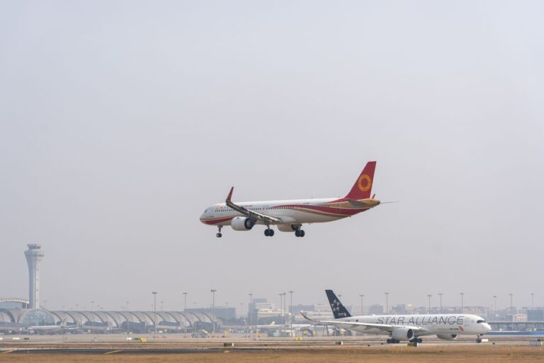 Aerolíneas — Expulsan discretamente a viajeros pakistaníes con visas válidas en los aeropuertos en «prohibición silenciosa»
